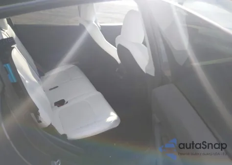 2024 Tesla Model Y Long Range Dual Motor All-Wheel Drive from USA, damaged, VIN 7SAYGAEEXRF176838